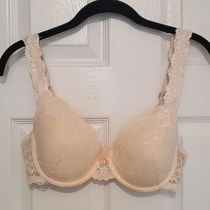 Marilyn Monroe 36C bra